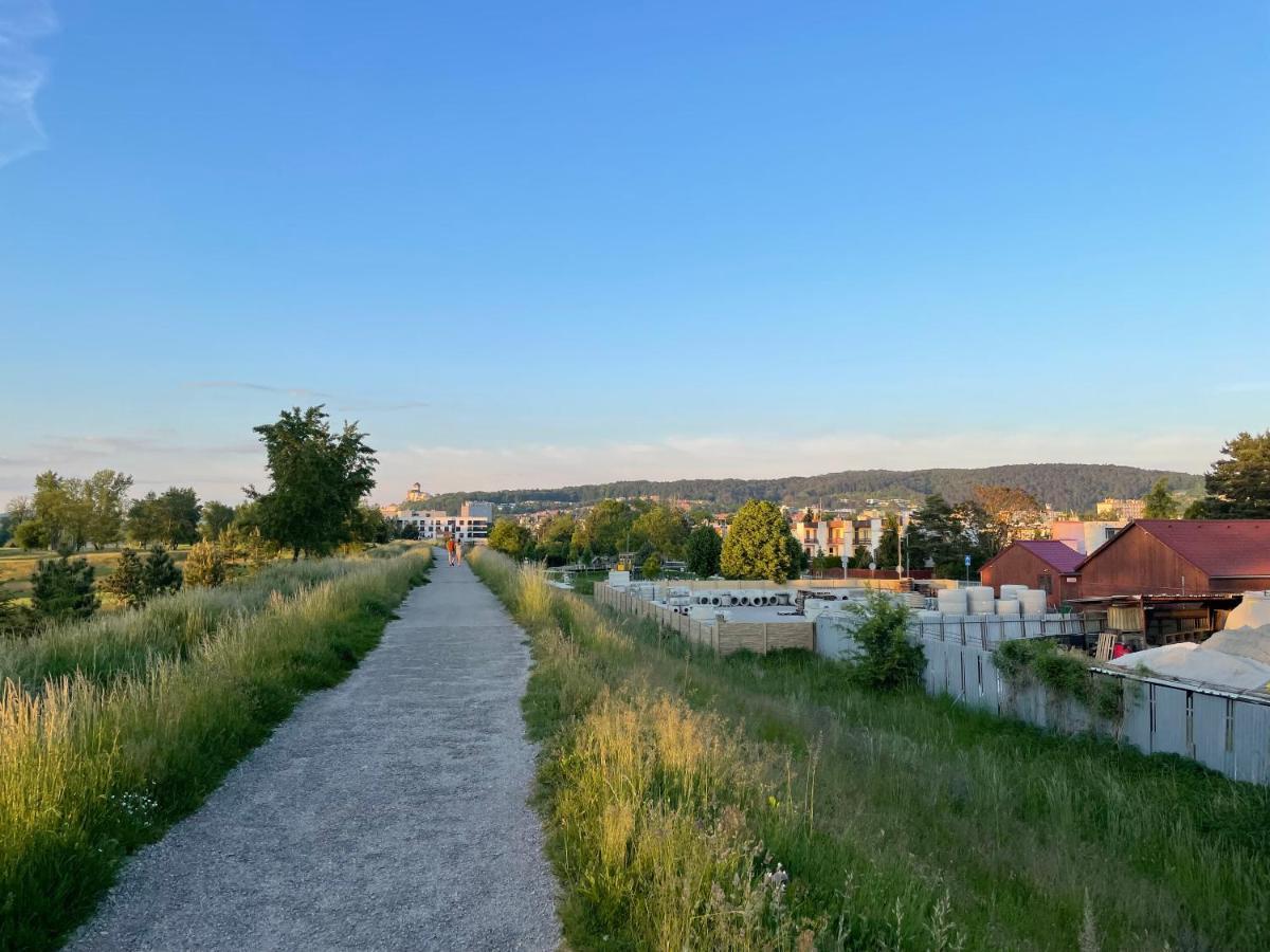Greenbay Apartment With Free Parking Trenčín Zewnętrze zdjęcie